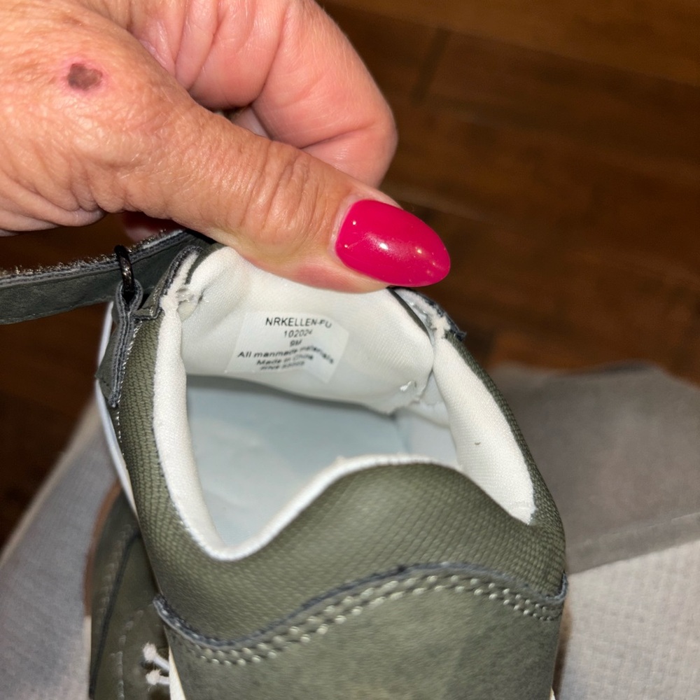 Olive Kids Sneakers with Velcro Straps - Picture 5 of 6
